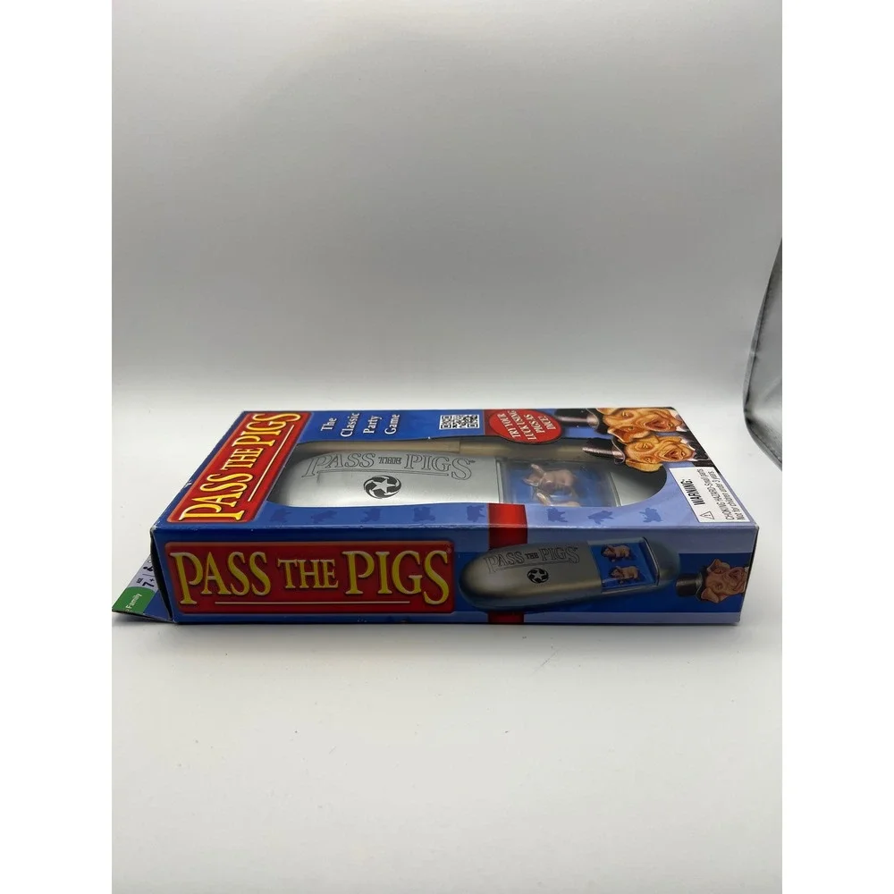 Pass The Pigs Classic Party Game Winning Moves 1046 Dice Game New in Box